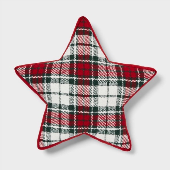 THRESHOLD NWT star shaped plaid holiday decorative pillow - Picture 1 of 8